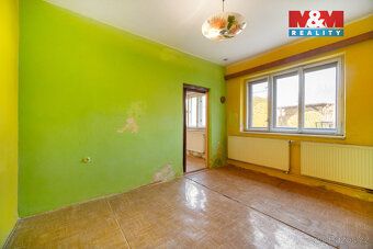 Nabízíme k prodeji rodinný dům v klidné obci Chornice nedale