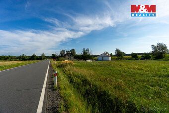 Nabízíme k prodeji atraktivní pozemek o rozloze 1032 m² nach