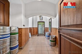Nabízíme ke koupi zavedenou restauraci s dlouholetou tradicí