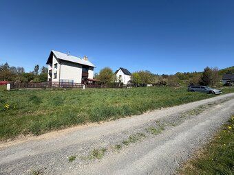 Nabízíme k prodeji krásný stavební pozemek v obci Dolní Bečv