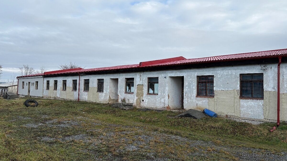 Nabízím k pronájmu komerční a skladové prostory v obci Chráš