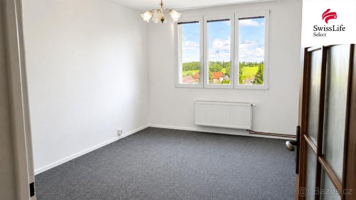 Pronájem bytu 3+1 s balkonem po rekonstrukci | Úněšov
Hledát