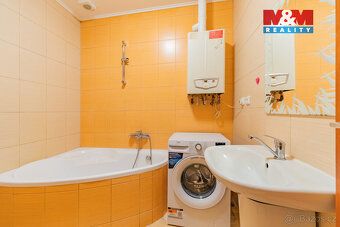 Prostorný byt o dispozici 3+kk a podlahové ploše 72 m² se na