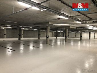 Exkluzivně Vám nabízíme k pronájmu byt s balkonem, garážovým