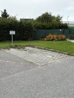 Pronájem parkovacího místa – Včelná, Dolní ulice
Hledáte jis