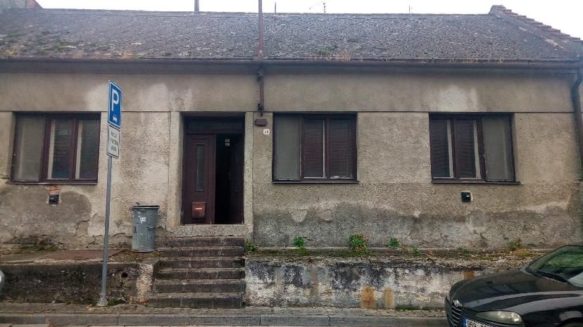 Prodej rodinného domu - Lhotka, Koryčany Nabízím k prodeji r