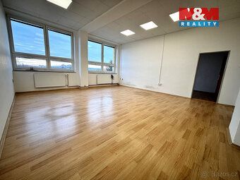 Nabízíme k pronájmu kancelářské prostory o užitné ploše 35 m