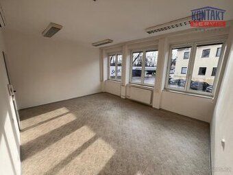 Nabízíme k pronájmu kancelářské prostory o velikosti 16 m² v
