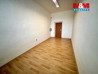 Nabízíme k pronájmu kancelářské prostory o velikosti 16 m² v