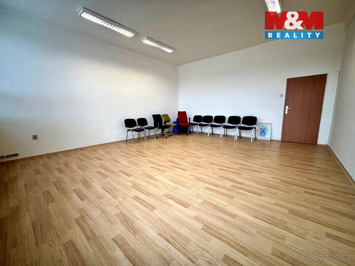 Nabízíme k pronájmu kancelářské prostory o výměře 35 m² v ce
