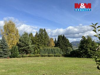 Pozemek 5000 m2 v Hronově. Pozemek je ideální k pronájmu pro