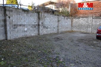 Prodej obchodně komerčních prostor v centru města Červený Ko