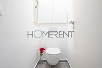 Nabízíme k dlouhodobému pronájmu moderní, krásně zařízený zr