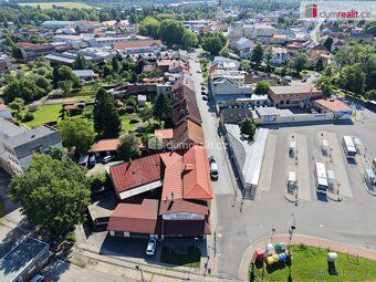 , Exkluzivně nabízíme k prodeji komerční objekt v centru Bys