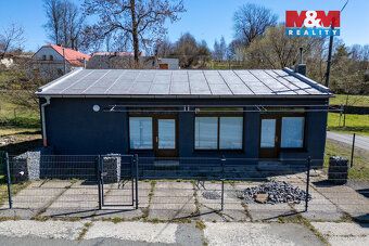 Nabízíme k prodeji cihlovou komerční nemovitost o užitné plo