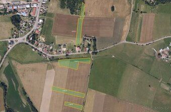 V katastrálním území Tisovec nabízím k prodeji soubor zemědě
