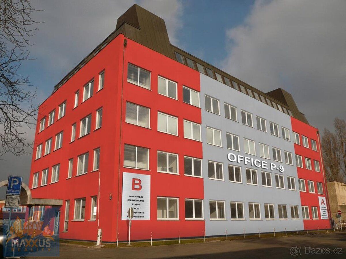 Nabízíme k pronájmu nezařízenou kancelář č. 4.36 o ploše 36,