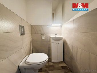 Nabízíme k pronájmu slunný byt 2+kk o velikosti 69 m², nachá