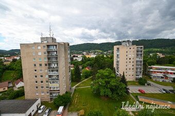 K dlouhodobému podnájmu nabízíme byt o dispozici 2+1 v klidn