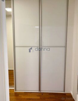 Nabízíme k pronájmu plně vybavený byt 2+kk, o ploše 50m2, v 