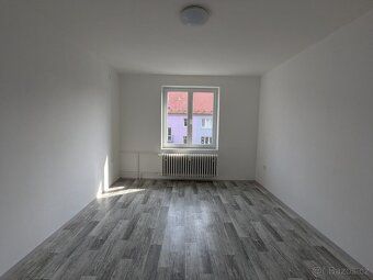 🏡 Prodej bytu 1+1 po kompletní rekonstrukci | 36 m² | Jirkov