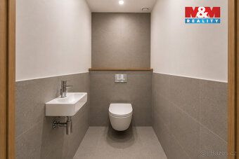 Nabízíme k prodeji byt, kde v současné době probíhá celková 