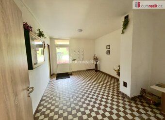 Nájem + sluźby 3500 Kč. Elektřina bude na majitele. , pronáj