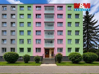 Nabízíme k pronájmu světlý, zrekonstruovaný byt o dispozici 