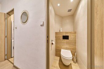 Nabízíme k prodeji byt 2+1 v OV o výměře 57,6m2 a podlahové 