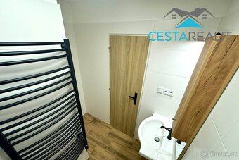 Ev.č. 01092 Nabízíme k pronájmu moderní byt 2+1 v centrální 