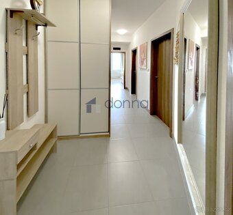 Pronájem pěkného bytu 3+kk, plocha 75 m2 + balkon 9 m2, umís