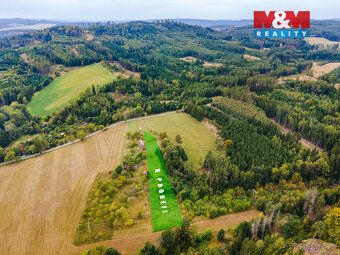 Nabízíme k prodeji rekreační pozemek o rozloze 4 075 m² v kl