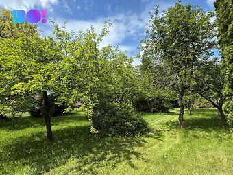Stavební pozemek v Bystřici. Soukromí, zeleň a připravené sí