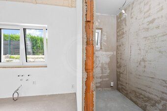 Nabízíme prodej novostavby přízemního rodinného domu 3+kk s 