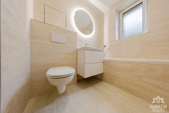 Nabízíme pronájem bytu o dispozici 2+1 s výměrou 53 m² ve Ve