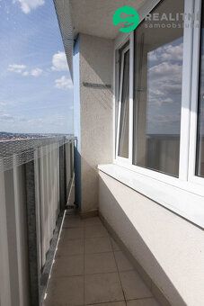 Prodej nádherného atypického bytu 2+1+3xlodžie+šatna+sklep, 
