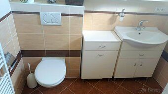 Prodej moderního rodinného domu 4+kk s garáží, bazénem a ter