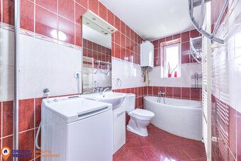 Hledáte prostorné rodinné bydlení s charakterem, rozsáhlým z