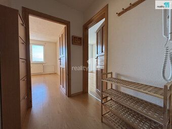 + služby 3399,- + el., Reality 11 Vám zprostředkují dlouhodo