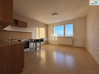 + služby 3399,- + el., Reality 11 Vám zprostředkují dlouhodo