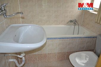 Rodinný dům Hronov v části obce Velký Dřevíč v Lískách. Dům 