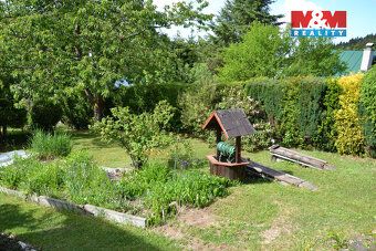 Nemovitost k rekreaci nebo trvalému bydlení. Nemovitost má c