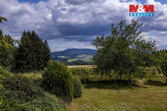 Zahrada 5.800m2 v čisté přírodě. Příležitost pro osazení uby