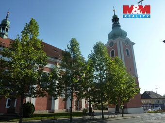 Prodej bytu 1+1, druhé nadzemní podlaží, vlastní parkovací m