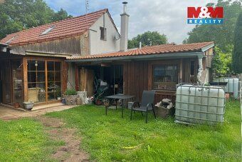Nabízíme vám ke koupi rodinný dům o dispozici 4+kk na pozemk