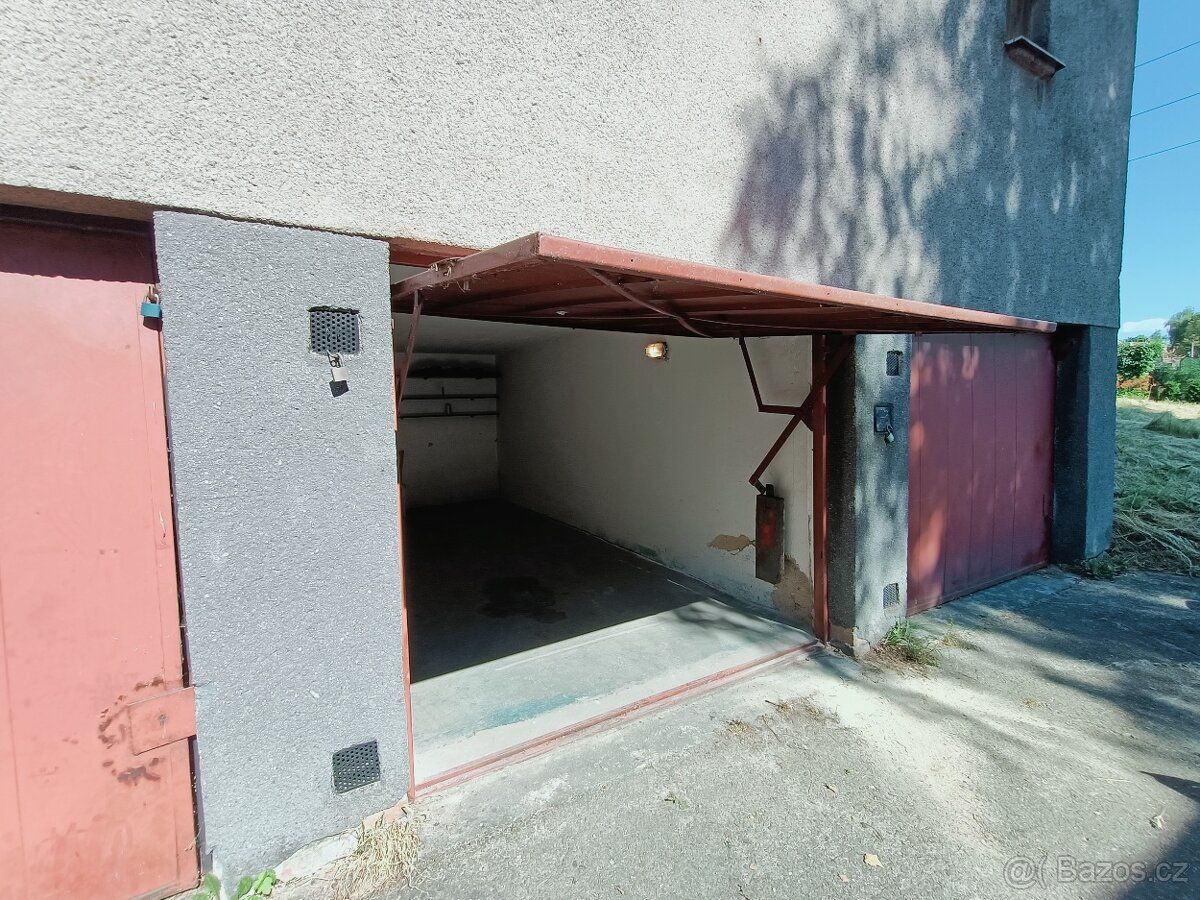 Nabízím garáž 20 m² k celoročnímu pronájmu na ulici Pavlovov