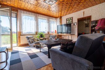 Nabízím k prodeji samostatný, pečlivě udržovaný rodinný dům 