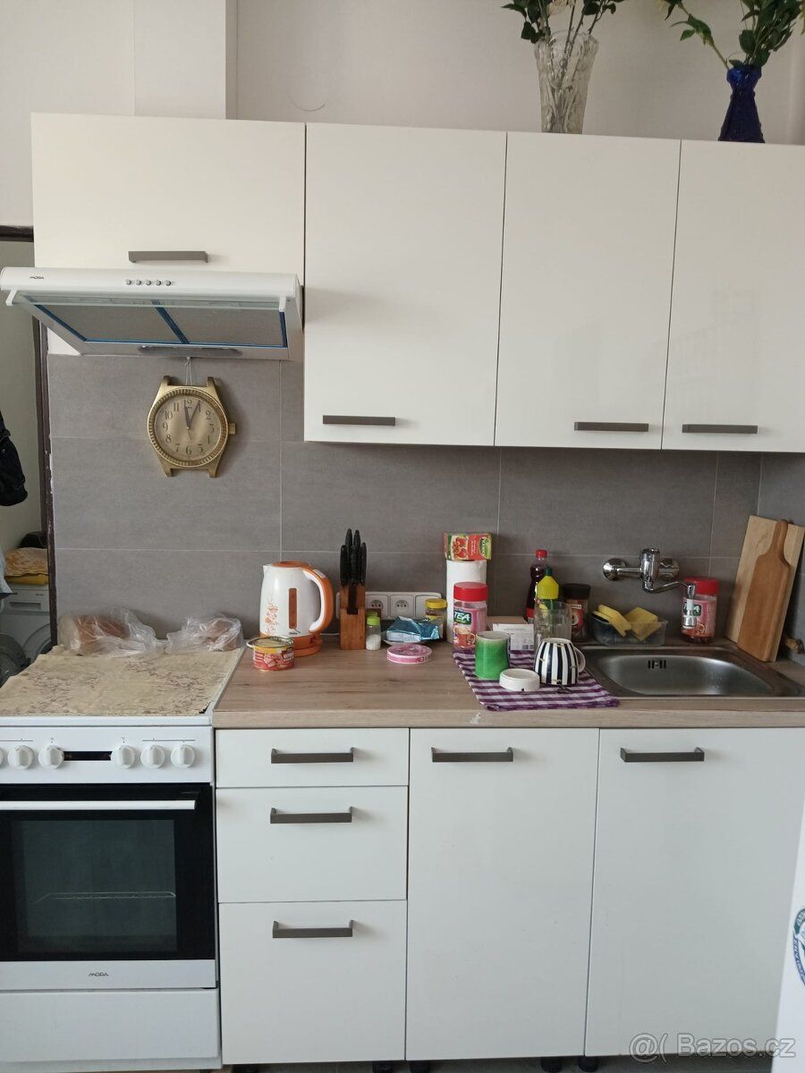 Nabízím k pronájmu byt 1+1 o výměře 38 m², který se nachází 