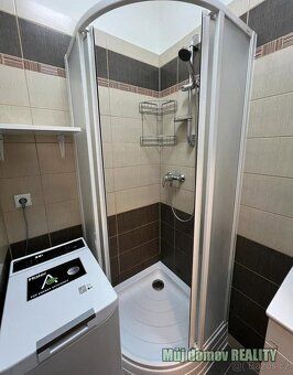 # Pronájem plně vybaveného bytu 1+kk, 30 m and sup2; Praha 1