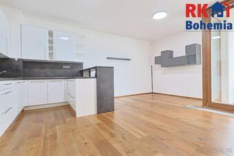 Pronájem luxusní 2kk 52m2, P4 - Újezd, Kateřiny, ul. Na Křti